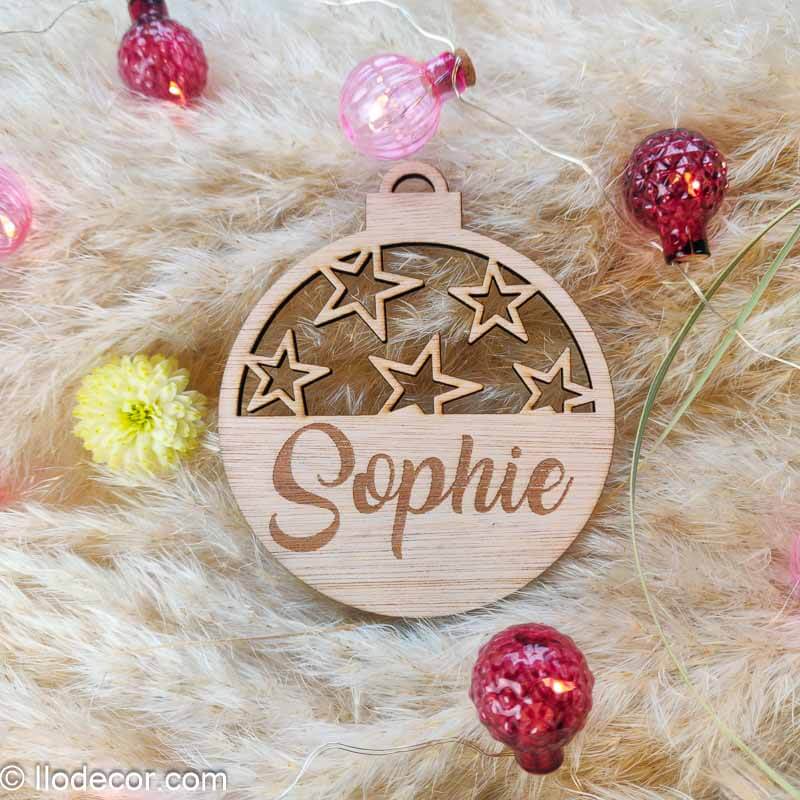 boule de noël en bois personnalisée - Image 7