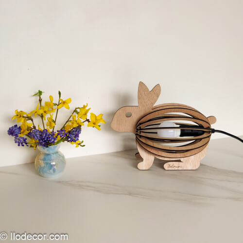 Lampe lapin en bois personnalisée - Image 7
