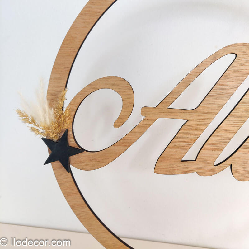 Prénom décoratif rond en bois personnalisé - Image 7